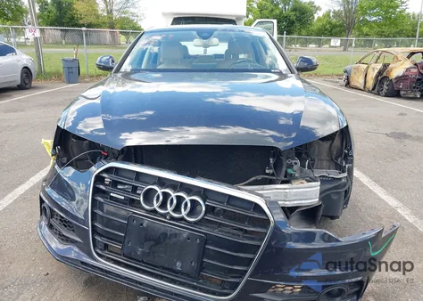 2013 Audi A6 3.0T Premium из США, поврежденный, VIN WAUJGAFC6DN005023